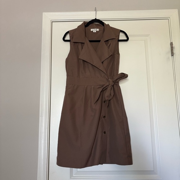 Simply Noelle Brown Button-Down Wrap Sleeveless Midi Dress - Picture 6 of 6